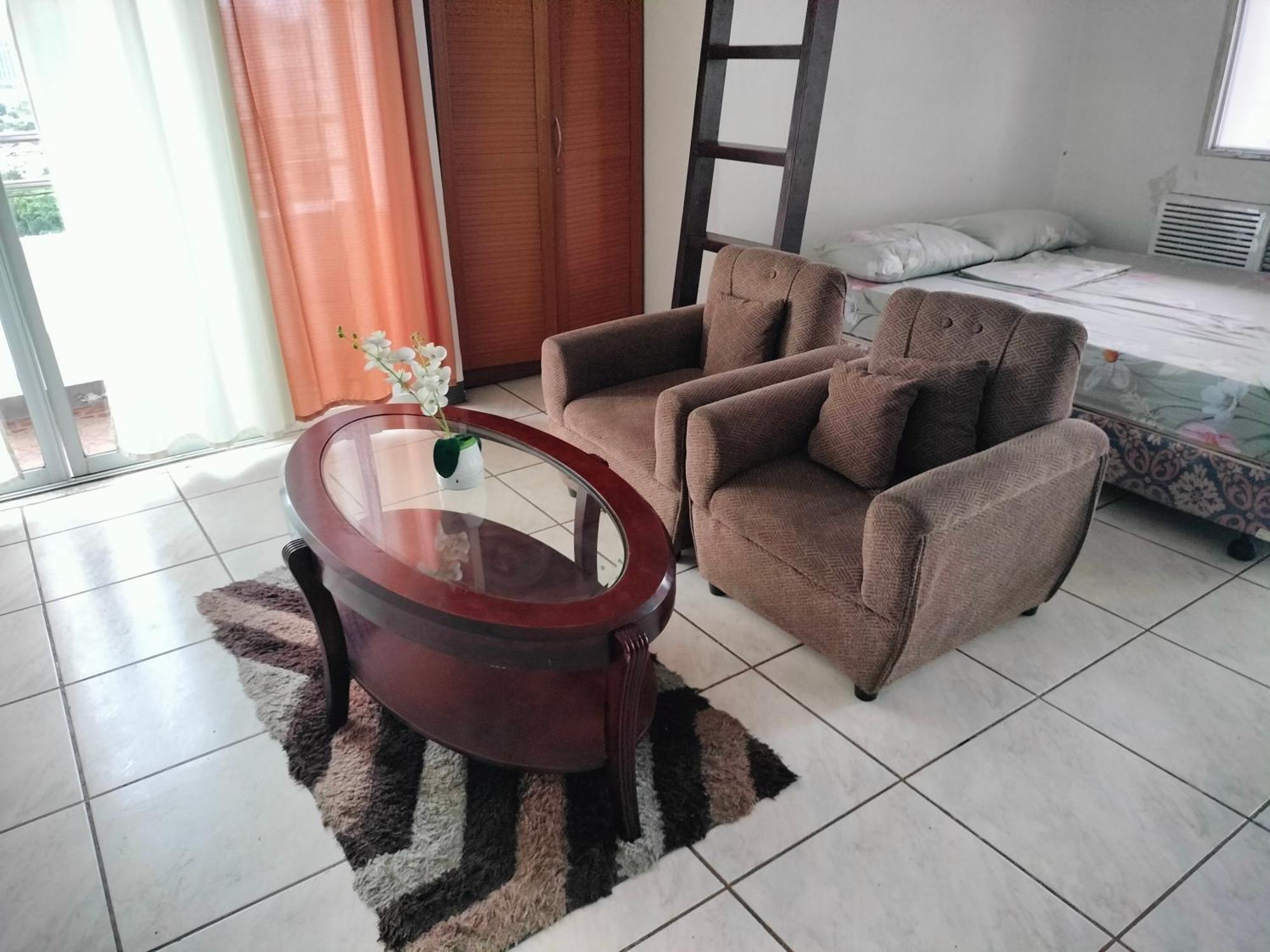 Obaid Condotels Cebu Екстериор снимка