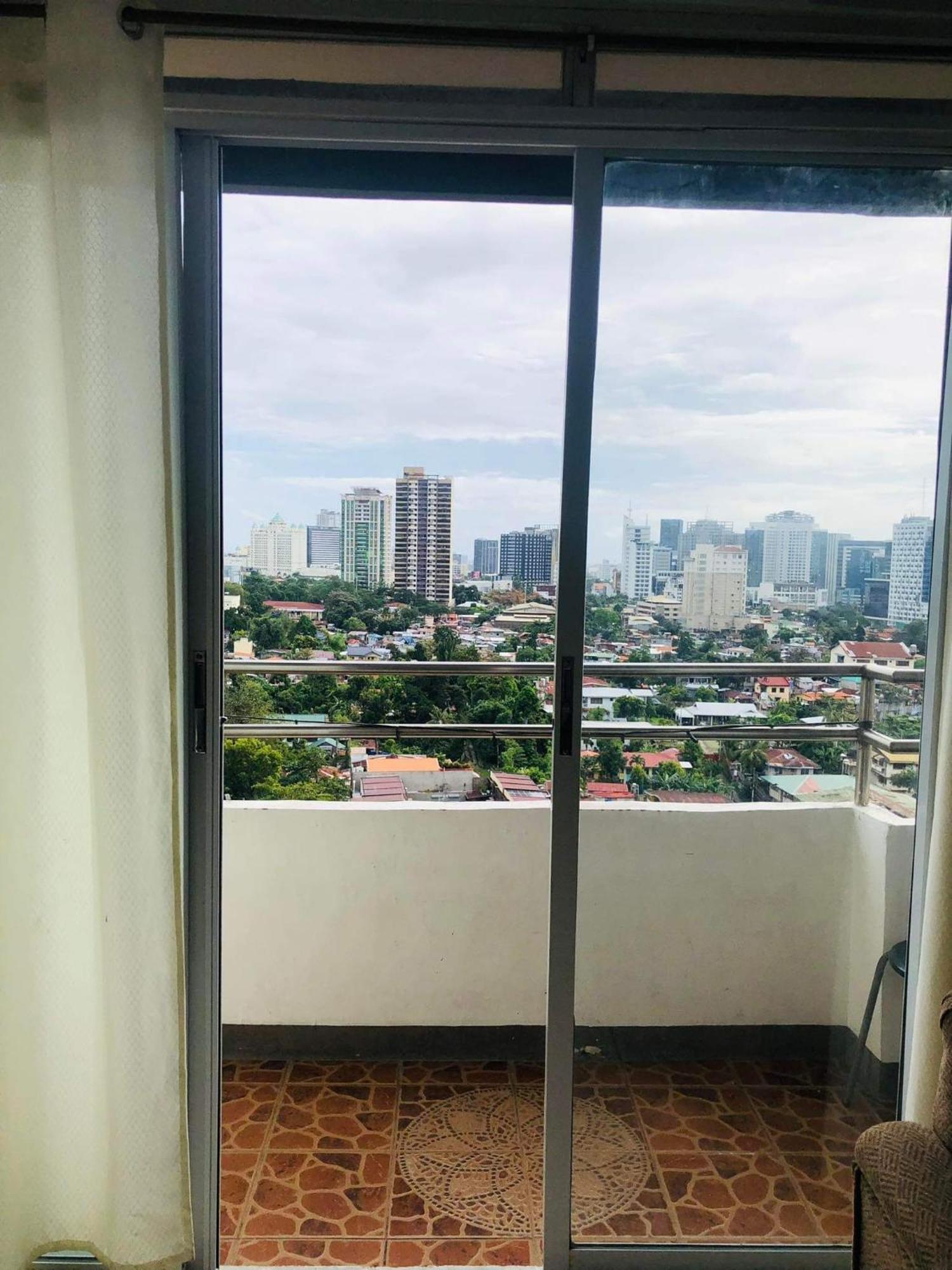 Obaid Condotels Cebu Екстериор снимка
