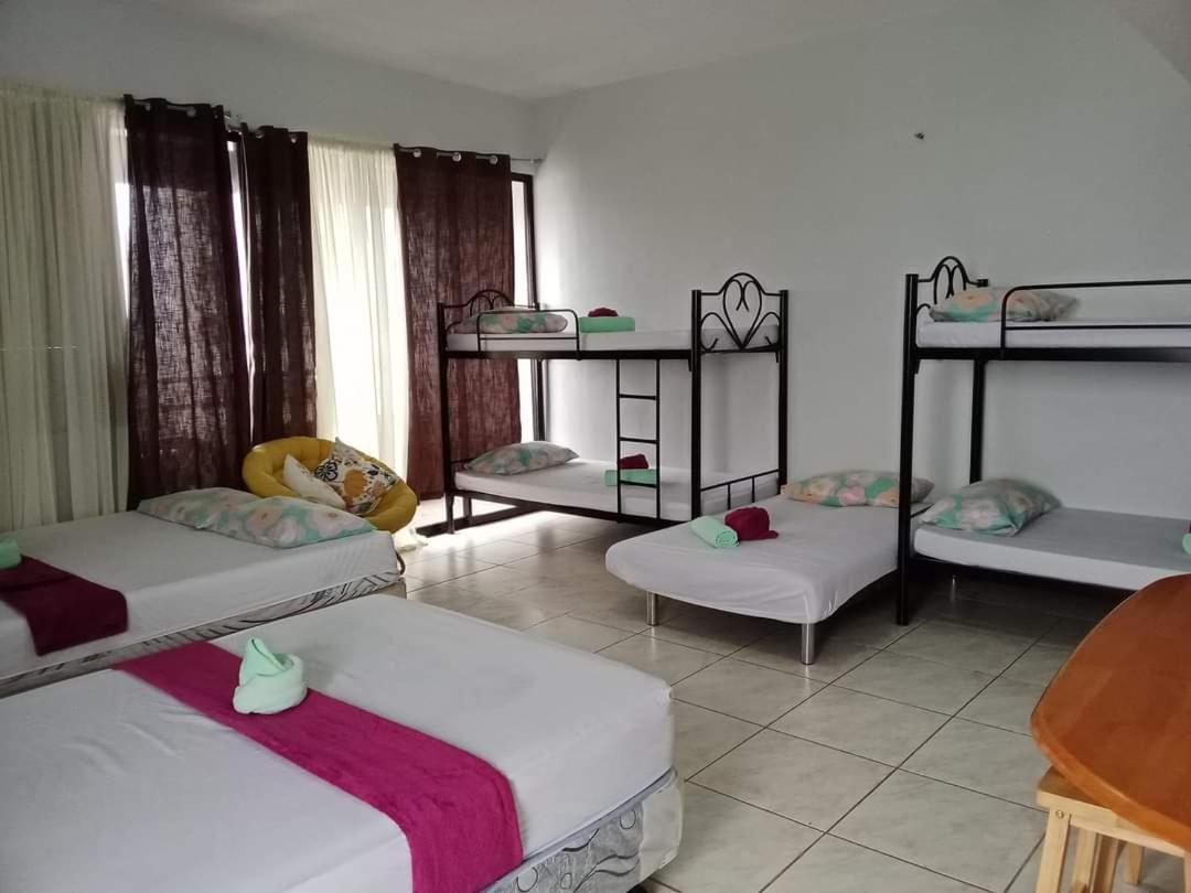 Obaid Condotels Cebu Екстериор снимка