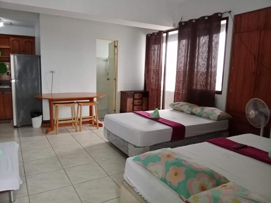 Obaid Condotels Cebu Екстериор снимка
